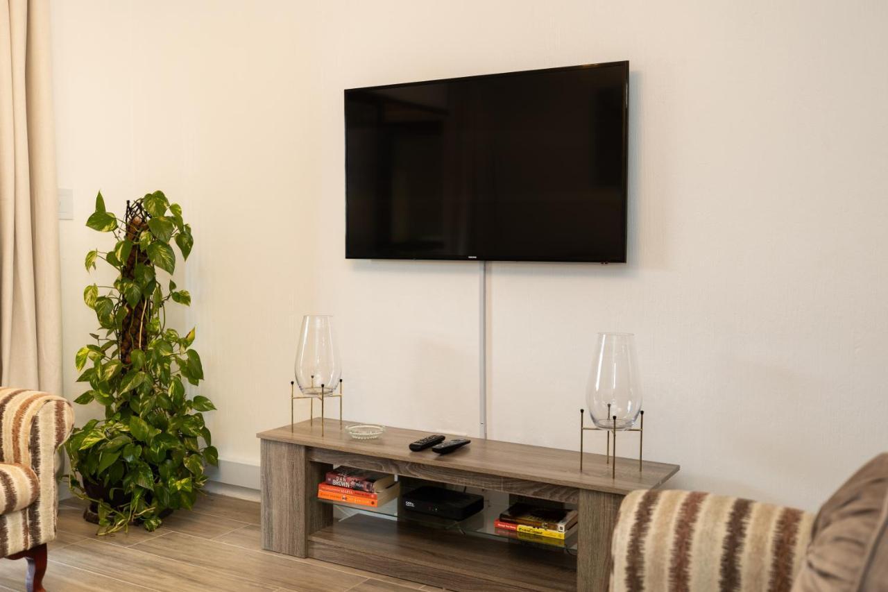 67 The Shades - Luxury Apartment In Umhlanga - Airconditioning Throughout And Inverter Durban Eksteriør billede