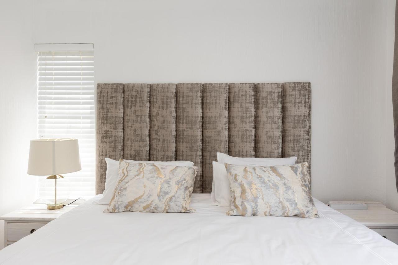 67 The Shades - Luxury Apartment In Umhlanga - Airconditioning Throughout And Inverter Durban Eksteriør billede